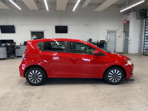 Red Hot 2020 Chevrolet Sonic FWD Hatchback 1FL 5-Door