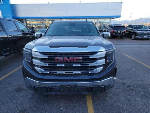 2022 GMC Sierra 1500 SLE