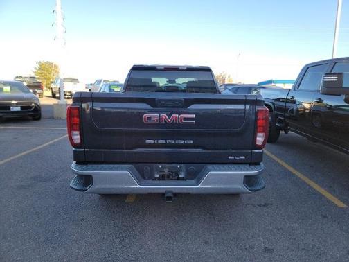 2022 GMC Sierra 1500 SLE