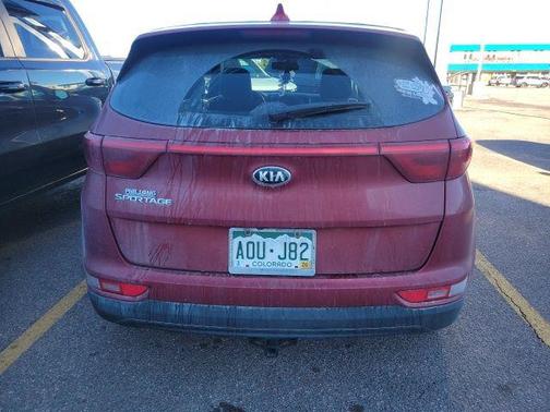 Hyper Red 2018 Kia Sportage LX
