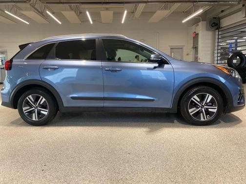 2020 Kia Niro EX Premium