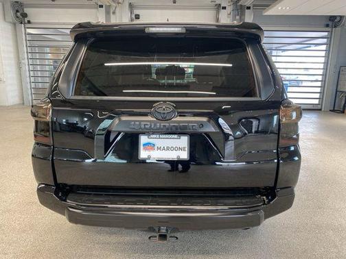 Midnight Black Metallic 2018 Toyota 4Runner TRD Off Road Premium