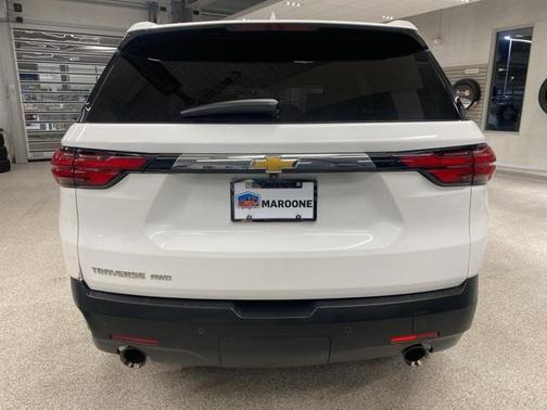 2022 Chevrolet Traverse LS