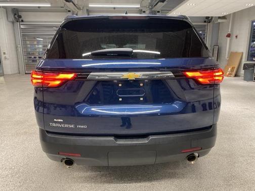 2022 Chevrolet Traverse LS