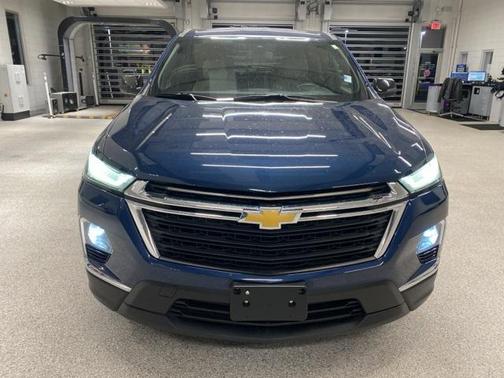 2022 Chevrolet Traverse LS