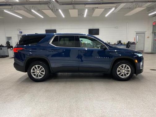 2022 Chevrolet Traverse LS