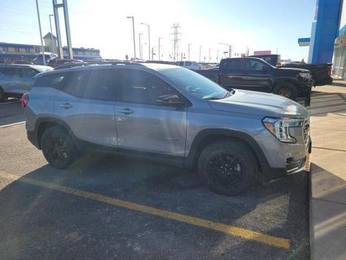 2024 GMC Terrain AWD AT4