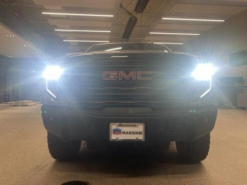 2023 GMC Sierra 1500 AT4X