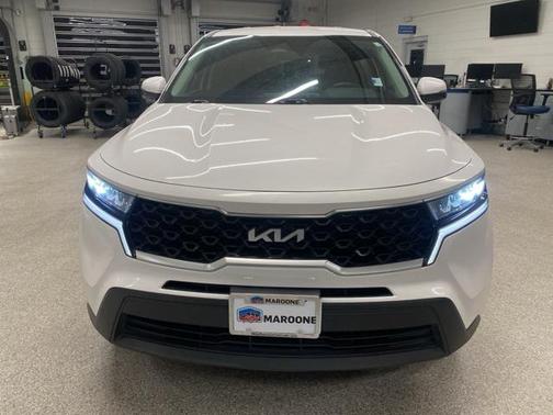 2023 Kia Sorento LX