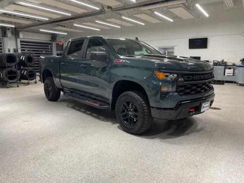 2025 Chevrolet Silverado 1500 Custom Trail Boss