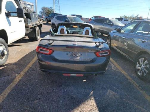 2017 FIAT 124 Spider Base