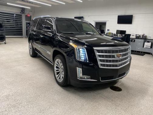 2020 Cadillac Escalade ESV Premium Luxury