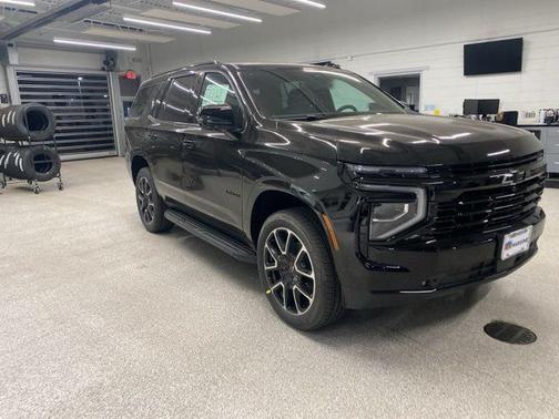 2026 Chevrolet Tahoe 4WD RST