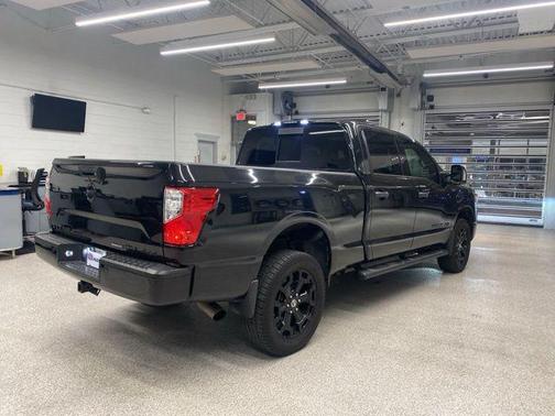 2019 Nissan Titan XD SV