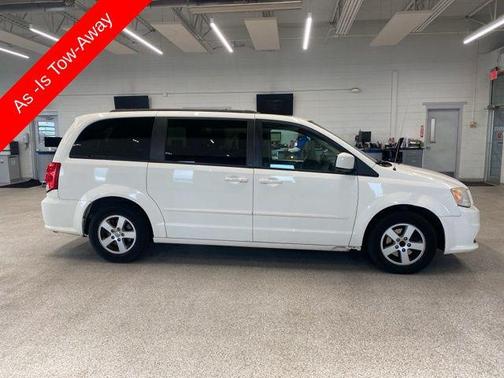 Stone White Clearcoat 2013 Dodge Grand Caravan SXT