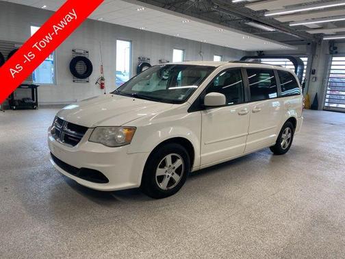 Stone White Clearcoat 2013 Dodge Grand Caravan SXT