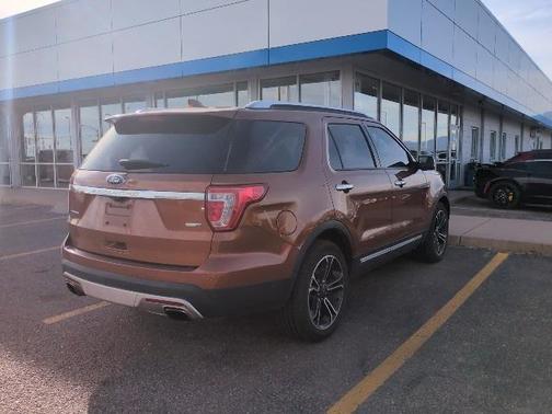 2017 Ford Explorer Platinum