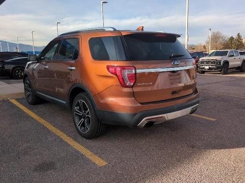2017 Ford Explorer Platinum