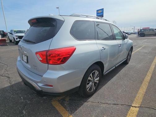 2020 Nissan Pathfinder SV 4WD