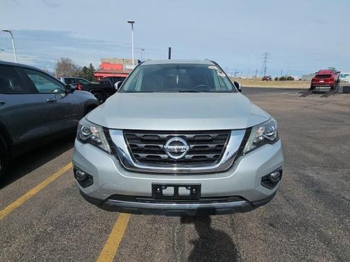 2020 Nissan Pathfinder SV 4WD