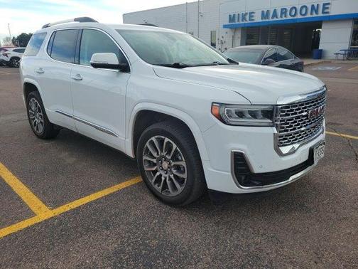 2022 GMC Acadia Denali