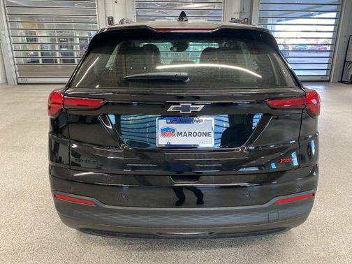 Mosaic Black Metallic 2027 Chevrolet Bolt RS