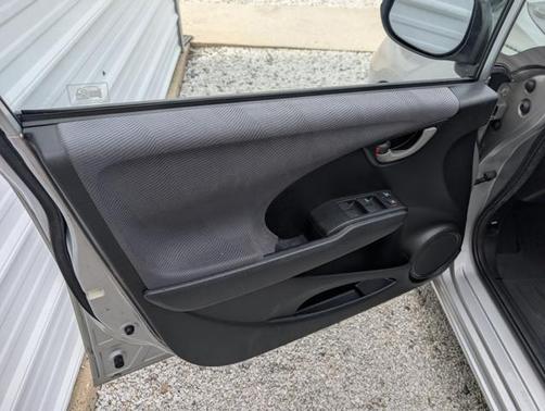 Alabaster Silver Metallic 2011 Honda Fit Base