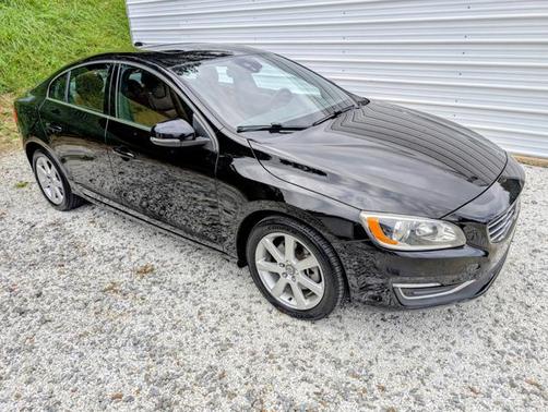 2016 Volvo S60 T5 Drive-E Premier