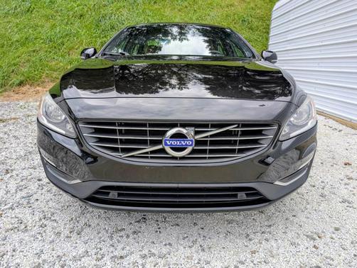 2016 Volvo S60 T5 Drive-E Premier