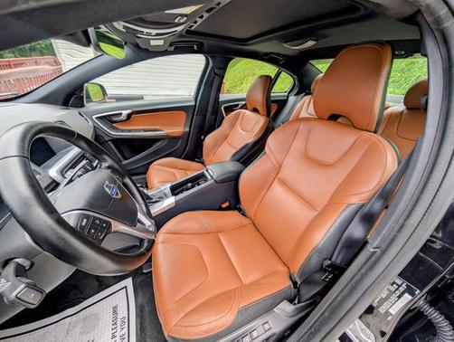 2016 Volvo S60 T5 Drive-E Premier