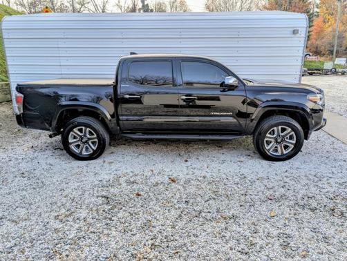 2017 Toyota Tacoma Limited