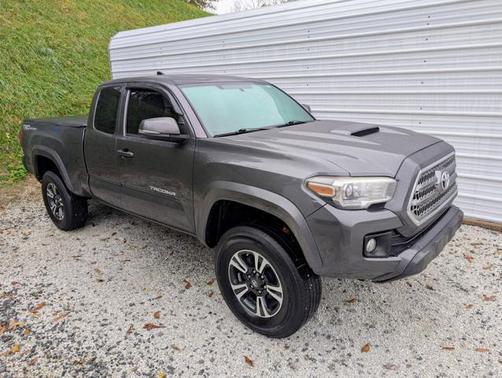 2016 Toyota Tacoma TRD Sport