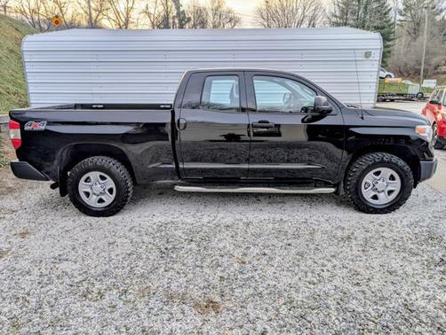 2016 Toyota Tundra SR