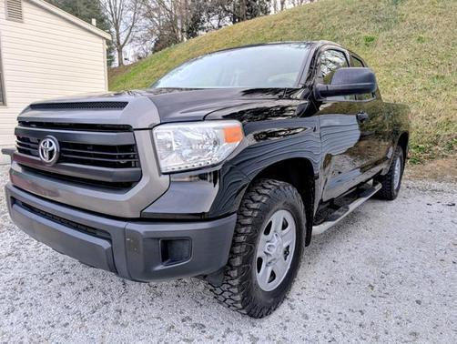 2016 Toyota Tundra SR