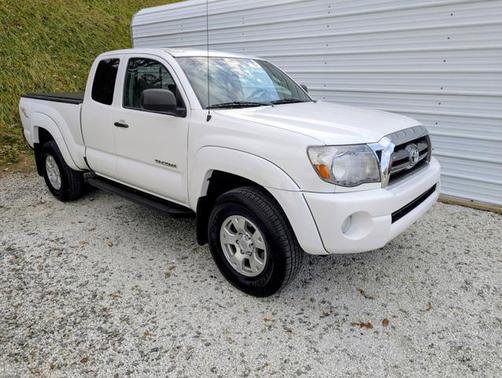 2010 Toyota Tacoma Base