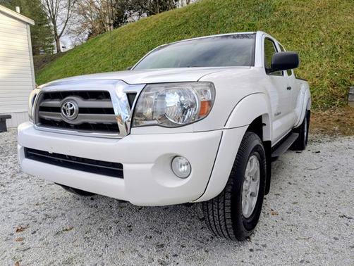 2010 Toyota Tacoma Base