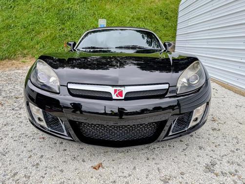 2008 Saturn Sky Red Line