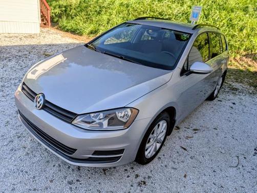 2015 Volkswagen Golf SportWagen TDI S 4-Door