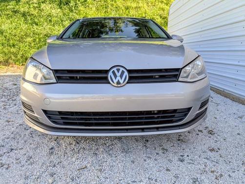 2015 Volkswagen Golf SportWagen TDI S 4-Door