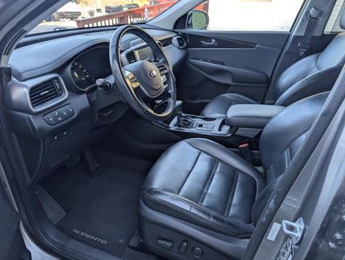 2019 Kia Sorento EX