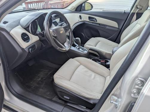 2011 Chevrolet Cruze 2LT