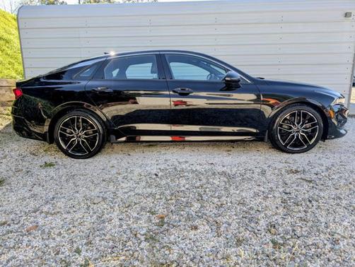 2022 Kia K5 GT