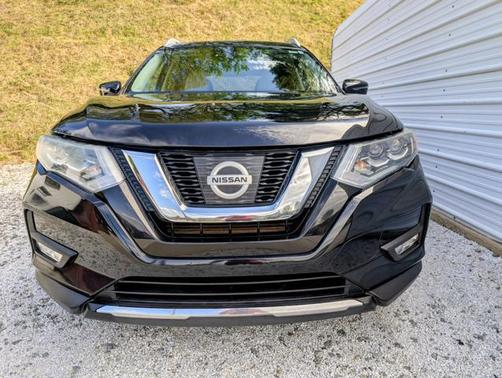 Magnetic Black 2017 Nissan Rogue SL