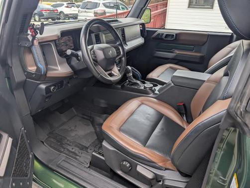2023 Ford Bronco Outer Banks 2-Door w/Advanced