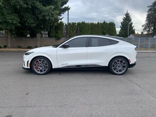 2024 Ford Mustang Mach-E GT