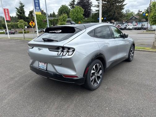 ICONIC SILVER METALLIC 2021 Ford Mustang Mach-E PREMIUM