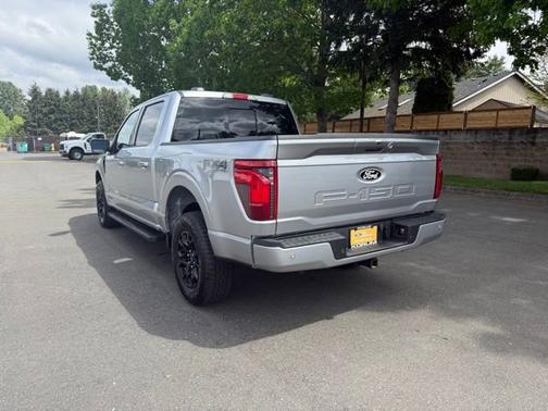 ICONIC SILVER METALLIC 2024 Ford F-150 XLT