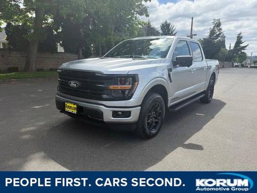 ICONIC SILVER METALLIC 2024 Ford F-150 XLT