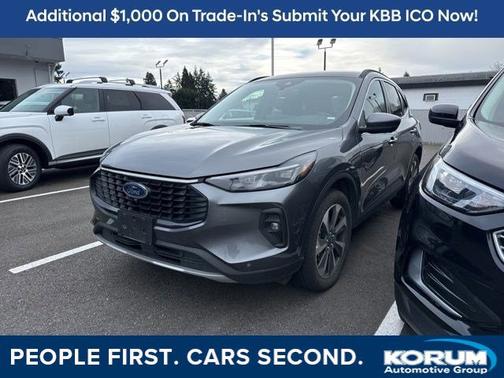 2024 Ford Escape PLATINUM