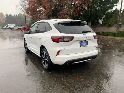 2023 Ford Escape ST-LINE ELITE